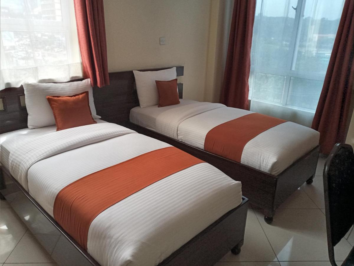 Claire De Lune Moonlight Hotel Nakuru Exterior foto