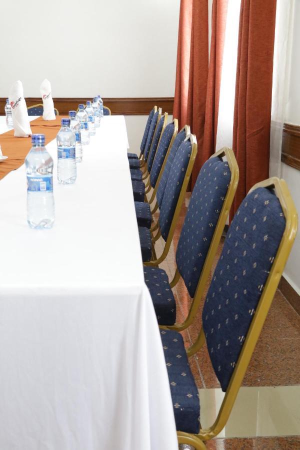 Claire De Lune Moonlight Hotel Nakuru Exterior foto